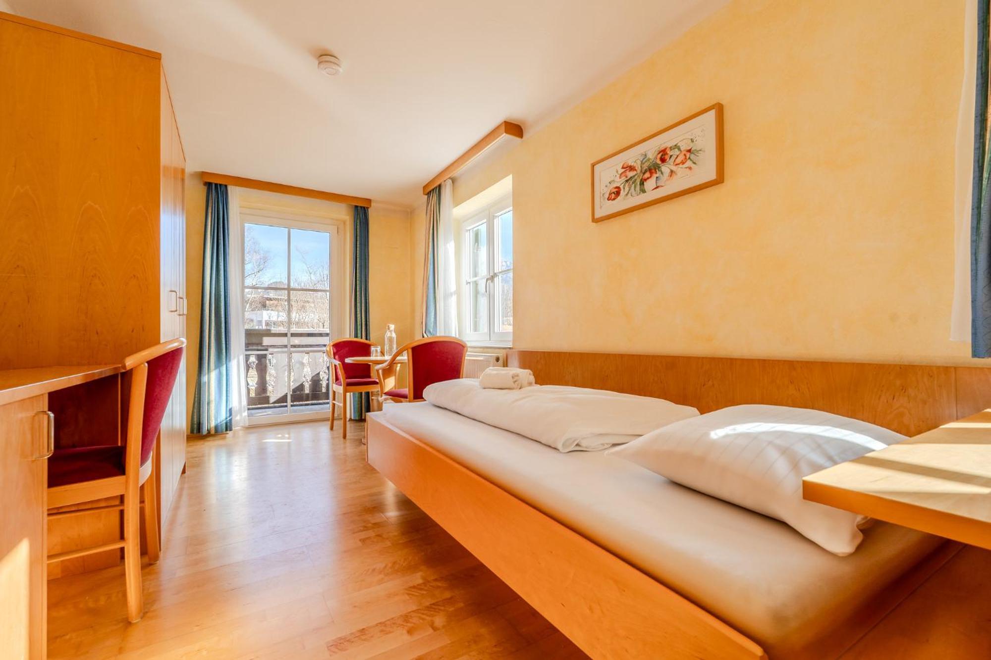 Whats-App Self-Check-In - Villa Maria Theresia Bad Goisern Camera foto